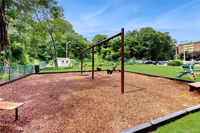 100 Diplomat Drive #2B, Mount Kisco, NY 10549 - Photo 32