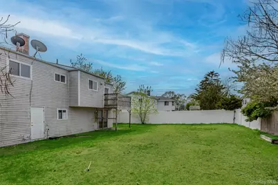 19 Liberty Avenue, Selden, NY 11784 - Photo 32