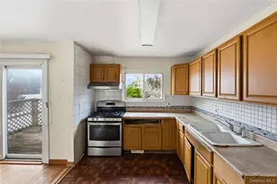 19 Liberty Ave, Selden, NY 11784 - Photo 12
