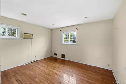 19 Liberty Avenue, Selden, NY 11784 - Photo 20