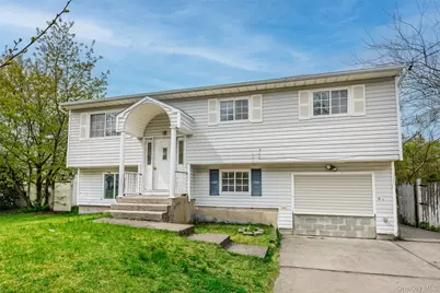 19 Liberty Avenue, Selden, NY 11784 - Photo 2