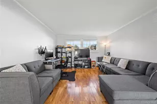 361 Nevada St, Lindenhurst, NY 11757 - Photo 18