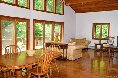 82 Indian Lake Road, Putnam Valley, NY 10579 - Photo 10
