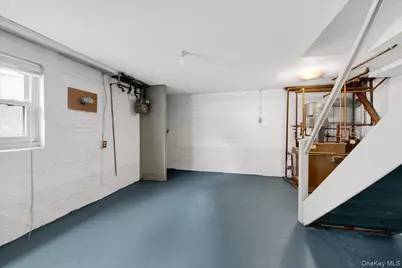 2810 Harding Avenue, Bronx, NY 10465 - Photo 18