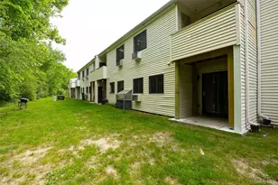19 Scarborough Ln, Wappingers Falls, NY 12590 - Photo 14