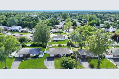 13 Fruitwood Lane, Commack, NY 11725 - Photo 20