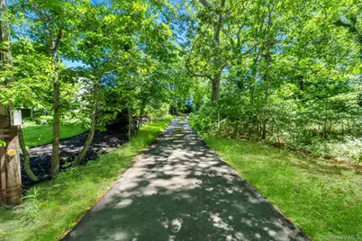 64 Cove Hollow Road, East Hampton, NY 11937 - Photo 26