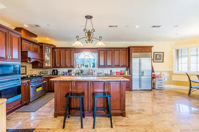 160-03 Cryders Lane, Whitestone, NY 11357 - Photo 12