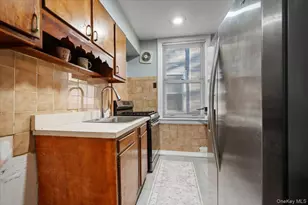 [Address not provided], Bronx, NY 10466 - Photo 6