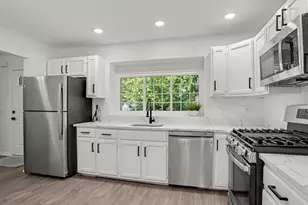 273 Carrollwood Dr, Tarrytown, NY 10591 - Photo 12