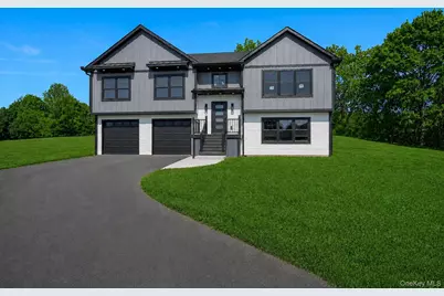 4 Corine Drive, Poughkeepsie, NY 12601 - Photo 1