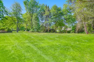 10 Rowley Rd, Poughkeepsie, NY 12601 - Photo 18