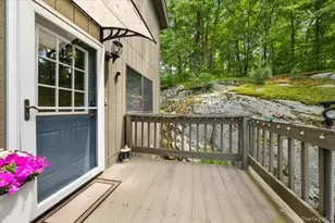 549 Westbrook Dr, Cortlandt Manor, NY 10567 - Photo 32