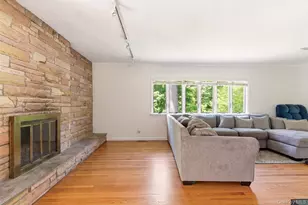 106 Vineyard Rd, Huntington, NY 11743 - Photo 6