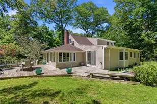 106 Vineyard Rd, Huntington, NY 11743 - Photo 24