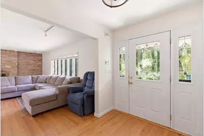 106 Vineyard Road, Huntington, NY 11743 - Photo 2