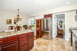 9 Amby Ave, Plainview, NY 11803 - Photo 8