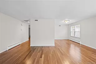220 Belfast Ln, Ridge, NY 11961 - Photo 14