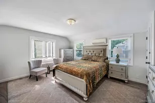 6 Ash Ln, Valley Stream, NY 11581 - Photo 12