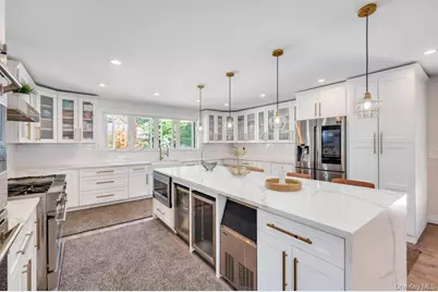 6 Ash Lane, Valley Stream, NY 11581 - Photo 8