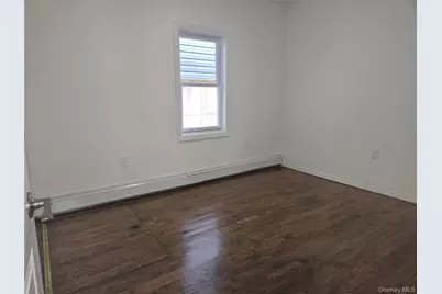 20 W 10th Road, Far Rockaway, NY 11693 - Photo 16