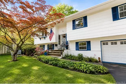 22 Di Rubbo Drive, Cortlandt Manor, NY 10567 - Photo 2