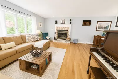 22 Di Rubbo Drive, Cortlandt Manor, NY 10567 - Photo 8