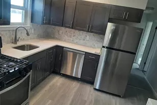 121 Nassau Ln, Island Park, NY 11558 - Photo 2