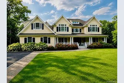 1330 Ridge Road, Syosset, NY 11791 - Photo 2