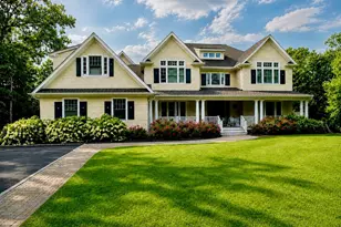 1330 Ridge Rd, Syosset, NY 11791 - Photo 2