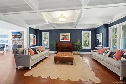1330 Ridge Road, Syosset, NY 11791 - Photo 10