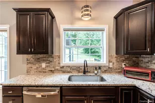 38 Dogwood Rd, Hopewell Junction, NY 12533 - Photo 12