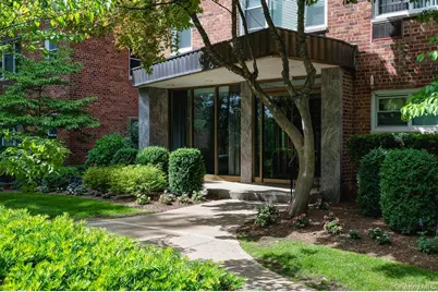 100 Dehaven Drive #512, Yonkers, NY 10703 - Photo 4