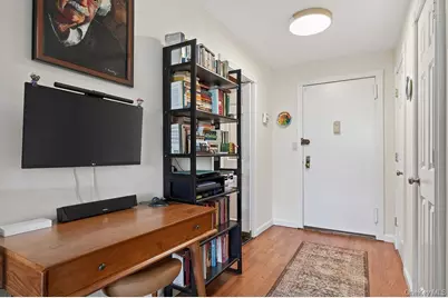 100 Dehaven Drive #512, Yonkers, NY 10703 - Photo 6