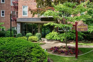 100 Dehaven Dr, Yonkers, NY 10703 - Photo 2