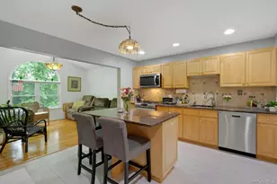 19 Flower Ln, Valley Cottage, NY 10989 - Photo 6