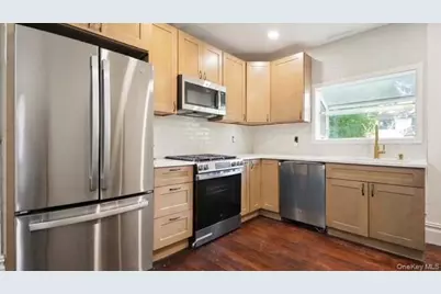 222 Lorraine Avenue, Mount Vernon, NY 10552 - Photo 6