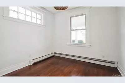 222 Lorraine Avenue, Mount Vernon, NY 10552 - Photo 8