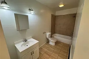 21 Jewett Ave, Poughkeepsie, NY 12601 - Photo 6