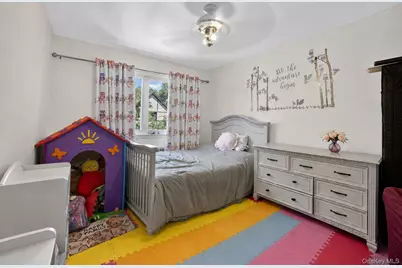 6037 69th Place, Maspeth, NY 11378 - Photo 14