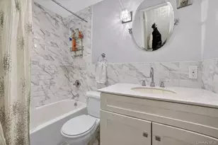 60-37 69th Pl, Maspeth, NY 11378 - Photo 8