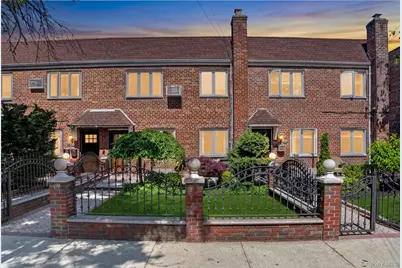 6037 69th Place, Maspeth, NY 11378 - Photo 34