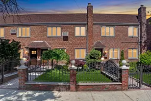 60-37 69th Pl, Maspeth, NY 11378 - Photo 34