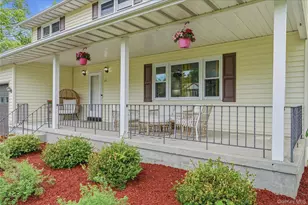 37 Guernsey Dr, New Windsor, NY 12553 - Photo 4