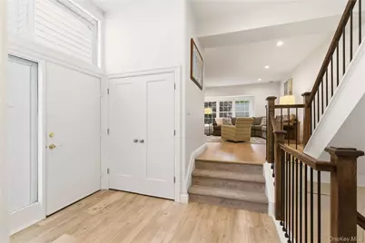 44 Hidden Ridge Drive, Syosset, NY 11791 - Photo 2