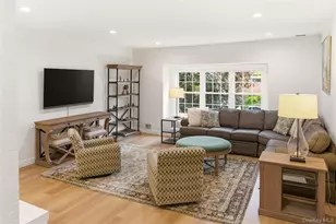 44 Hidden Ridge Dr, Syosset, NY 11791 - Photo 4