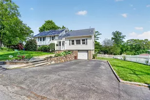 50 Ellen Ave, Mahopac, NY 10541 - Photo 2