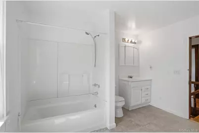 708 Burlingham Road, Pine Bush, NY 12566 - Photo 32