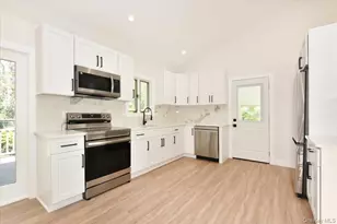 79 Columbus Blvd, Amityville, NY 11701 - Photo 10