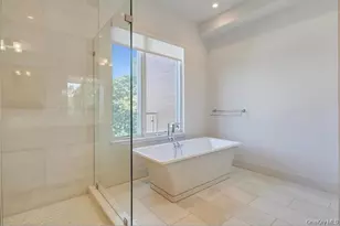 422 E Boston Post Rd, Mamaroneck, NY 10543 - Photo 16